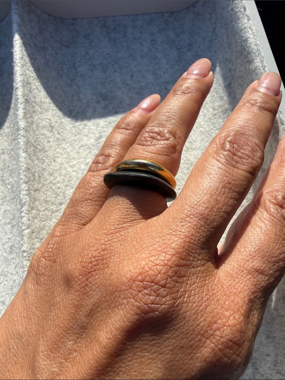 Vintage Australian Brass & Resin Ring Set – Size 7